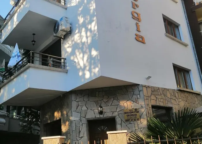 джорджия Китен