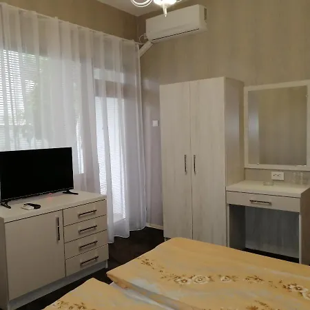 Πανσιόν джорджия Kiten (Burgas)
