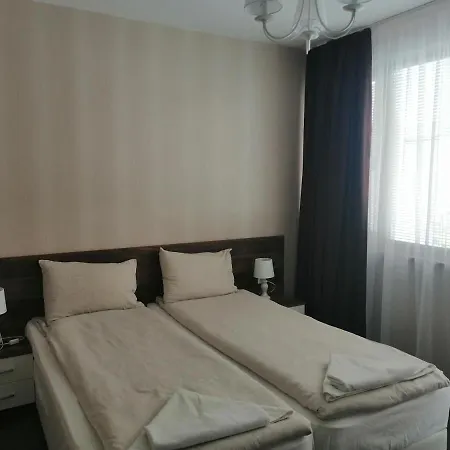 джорджия 3* Naousa