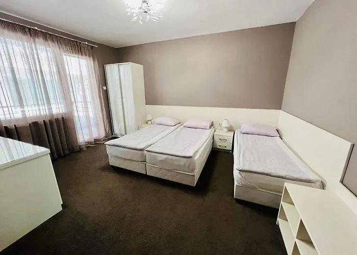 джорджия Китен